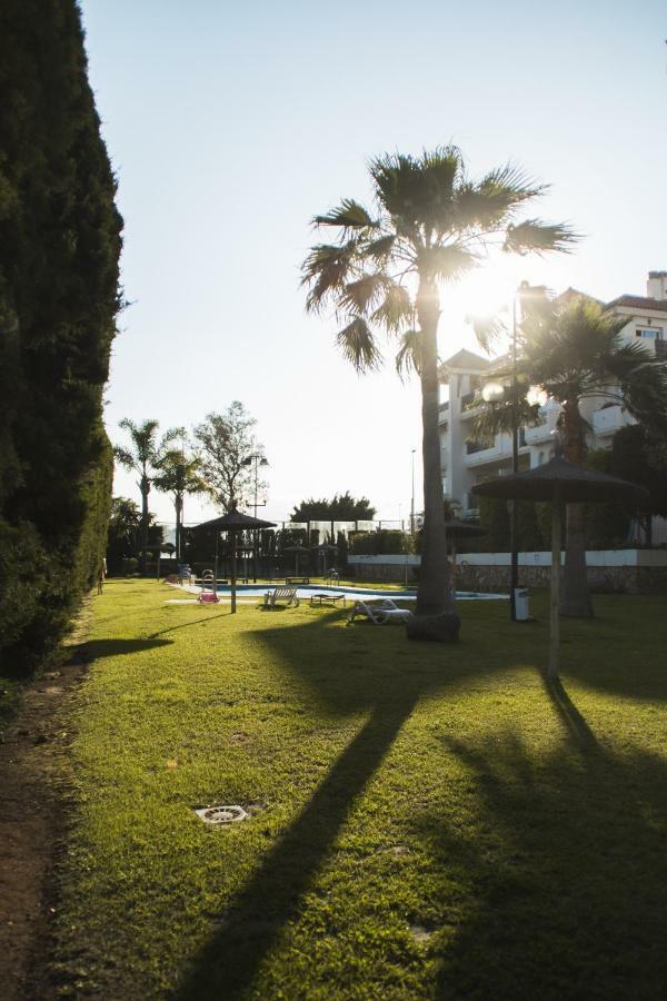 Cozy Apartment Banús Marbella Exterior foto