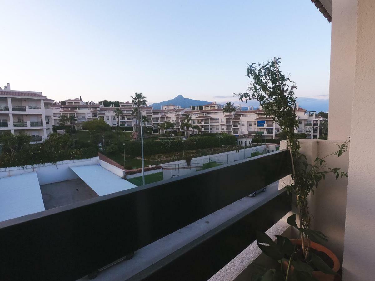 Cozy Apartment Banús Marbella Exterior foto